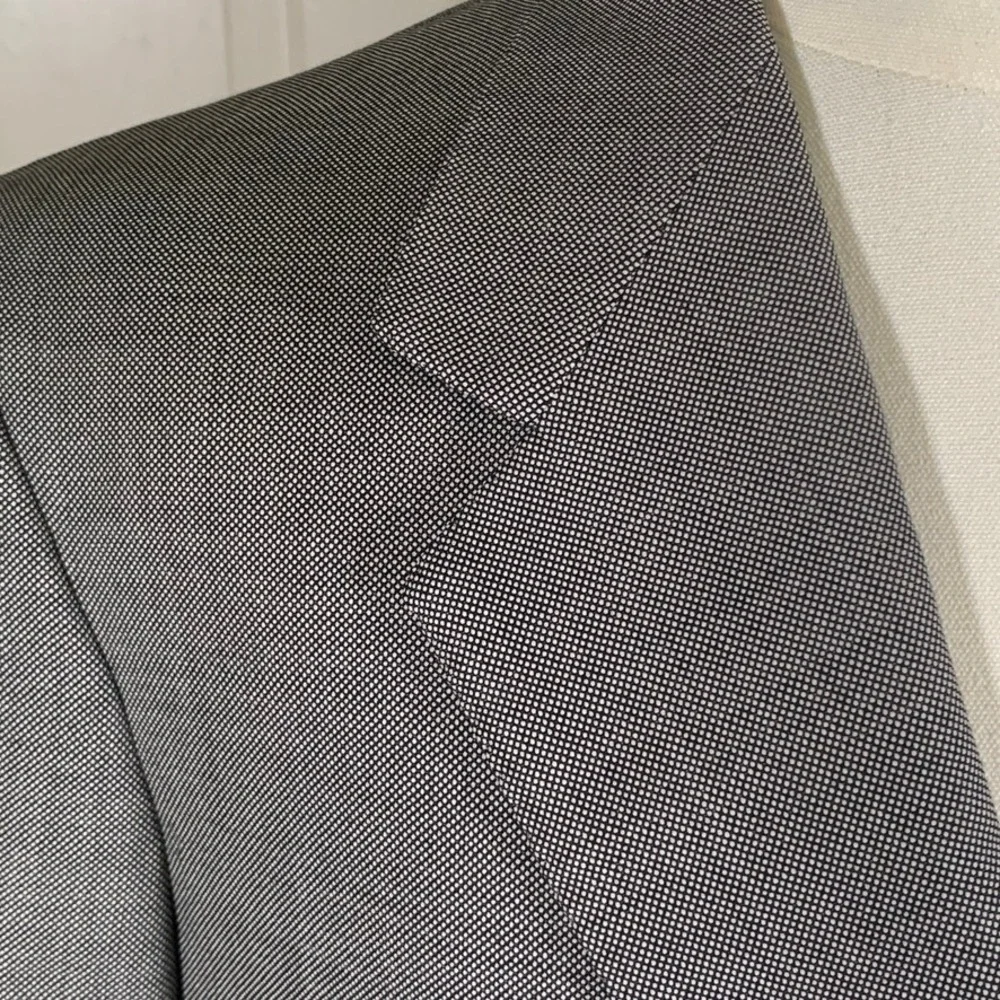 Brioni Augusto Sport Coat Mens 44R Gray Wool Blazer Saks Fifth Avenue Italy